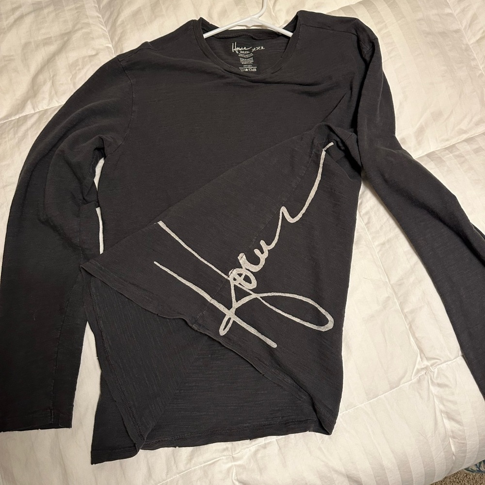 Howie long sleeve.